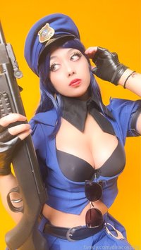 diracosplay leak - Two of the upcoming sets which one is your fav?