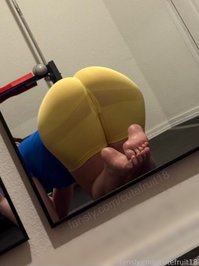 cutefruit18 leak - mirrors are veryy distracting