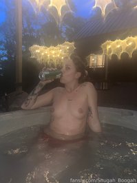 Shugah_Boogah leak - Hot tub titties - you coming in???