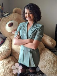 PandorasFunBox leak - Did you have as big of a crush on Hilary Banks as