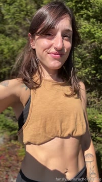 outdoorswithrachel leak - Suns out, bush out.