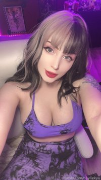 hayliekyu leak - FEELIN A LIL BETTER SO I’M LIVE ON TWITCH! Unloc