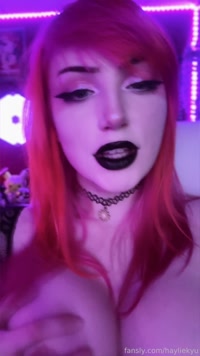 hayliekyu leak - Live on twitch use code word : peaking in chat for