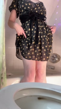 adorableamy leak - i'm just getting back home from a trip today so i'