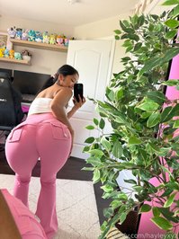 hayleyxyz leak - Do you like these pants on me? Mondays suck, but I
