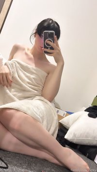 icky leak - Fresh out the shower maybe you could make me di