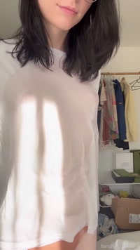 icky leak - Local girl forgets how to drink water