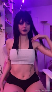 janeivy leak - sorry i was gone a doctor said my boobs might cont