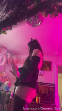 Generic_Egirl leak - Lil behind the scenes videos of me making tiktoks