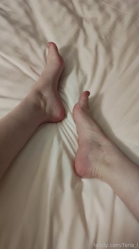 Toria_l leak - I just got out of the shower ❤️❤️ #feet #foot #ba