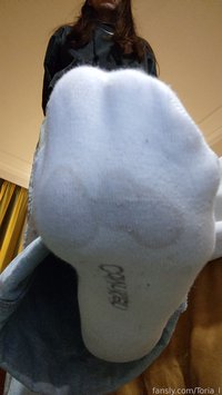 Toria_l leak - Very sweaty feet after 27 thousand steps. They are