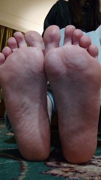 Toria_l leak - Very sweaty feet after 27 thousand steps. They are