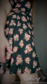 OpalCurves leak - Wearing my cute little button down floral dress.