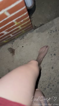 OpalCurves leak - Hairy bush and powerful gush. Do you like it w