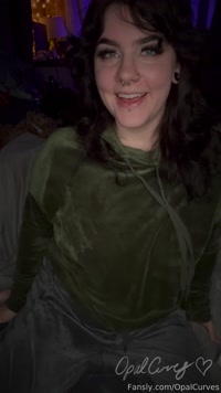 OpalCurves leak - Soft velour and a soaked floor It’s been a whi