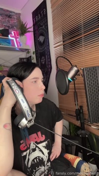 mollyredwolf leak - I was invited to do the Russian dubbing for the an