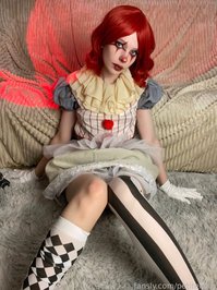 petitelilith leak - Just a few more clown pics from Halloween set ♡ #