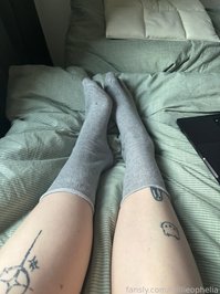 millieophelia leak - doing a b/g video this week dressed in a mime cost