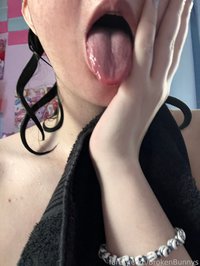 BrokenBunnys leak - Just reminding you all I do have some old vids of