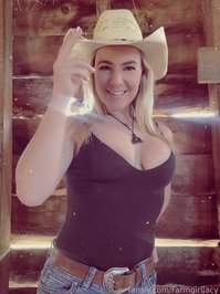 Farmgirllacy leak - Fun in the hayshed