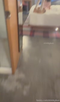 naynaycatt leak - stranger comes into my hotel room and starts playi