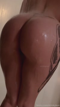 naynaycatt leak - shower with me? <33 how long would u last till u