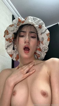 Alice_rojas09 leak - Let's take a shower, help me with the soap, my tit