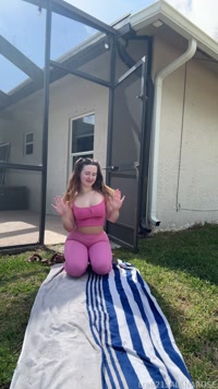 alanarose8 leak - I think my handstands have gotten pretty good :)