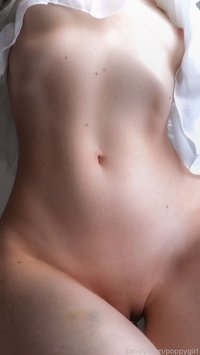 poppygirl leak - Showing you curves of my body with focus on ass, w