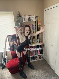 tinyrealhuman leak - How many spankings do I get if I spit in your face