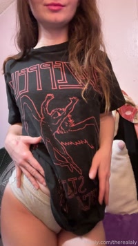 therealaly leak - Just late booty pics <3 #booty #ass #cheeks #shor