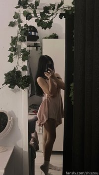 shiszou leak - also i love how pretty my dress looks on me! its r