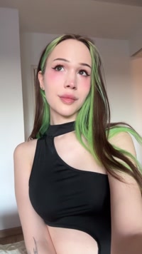 toomanypeaches leak - It’s my birthday today #trans