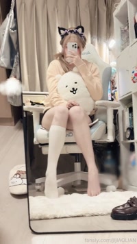 JIJIAOLIAN leak - 不嘻嘻**** #asian #asiangirl #FootJob #masturbate