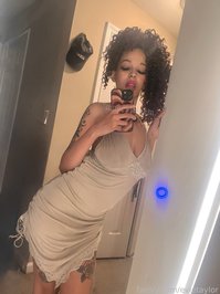 evietaylor leak - Better than the girl next door, the hottie upstair