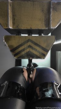 Freyamousy leak - #freyamousy #latex #transexual #futanari #fuckmach