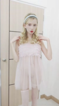 Cute_Aurora leak - I wanted to do something in the style of the 60s