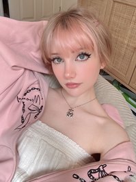 rynkerbellee leak - Out of cosplay set do you like my new hair?? :D