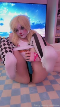 rynkerbellee leak - um I hope you’re still up I know it’s late rn… H