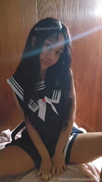 DakotaPluto leak - Hiye :3 Just checking ya out #teen #petite #barel