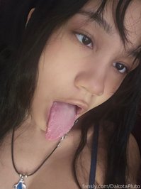 DakotaPluto leak - Ahegao :3 Like my makeup? #teen #petite #barelyle