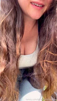 WhiteGoldGoddess leak - With me, it’s snacktime anytime!!! #milky #breast