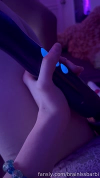 brainlssbarbi leak - I’m still out at my friends house..one more day un