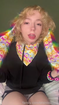 brainlssbarbi leak - I’d like to apologize for how crazy my hair looks