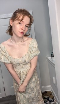 LucyMoon2004 leak - took these pics a while ago. don't know what took