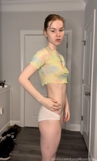 LucyMoon2004 leak - I love giving you a good look at my holes
