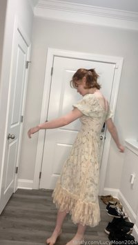 LucyMoon2004 leak - took these pics a while ago. don't know what took