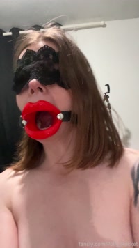 Polly_Rocket leak - What do you think of my new gag ? Any ideas on w