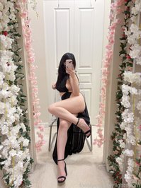 lilylightsworn leak - Just a slight breeze can show all my naughty bits.