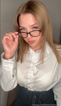 HoneySashaXX leak - a student or a teacher? #fyp #tits #redhead #nude